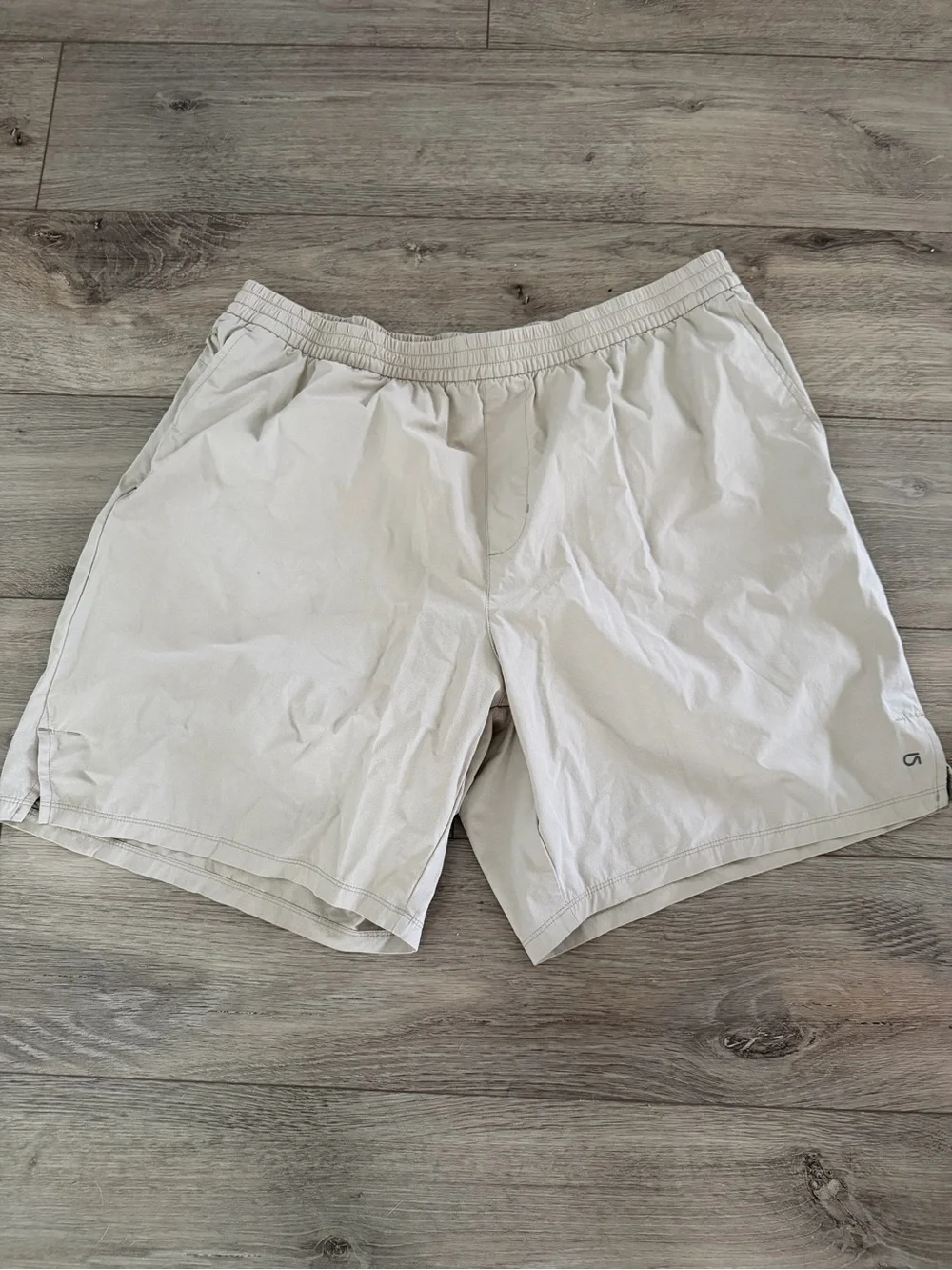 GAP Men's Light Beige Athletic Shorts